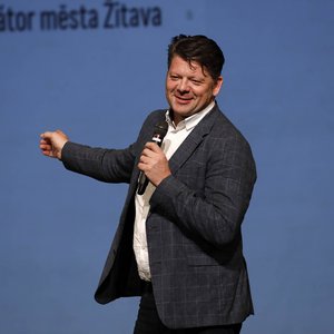 Thomas Zenker ® Rafael Sampedro
